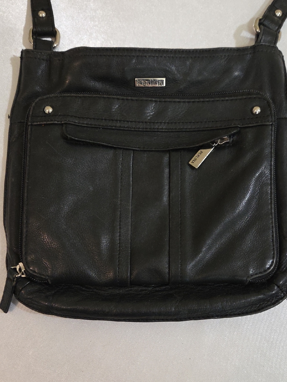 Perlina Black Leather Shoulder Bag